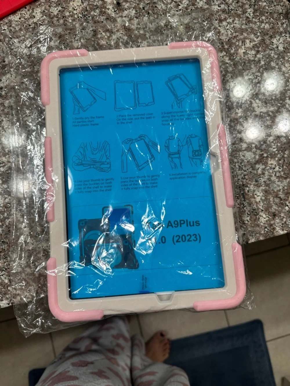 Universal Pink and White Rugged Tablet Case for 11.0